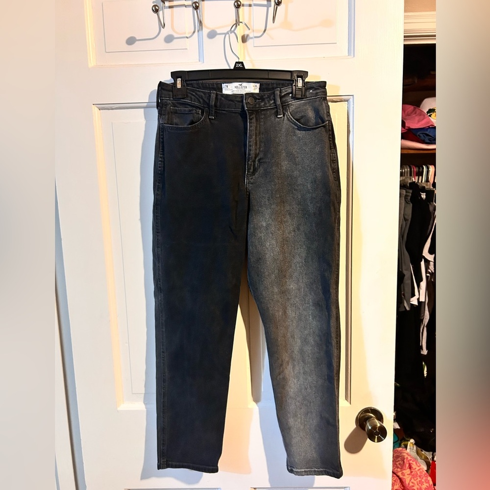 Hollister Black Curvy High-Rise Mom Jean Vintage Stretch 7R
